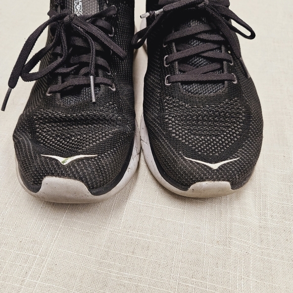Hoka One One Hupana Black and White In Used worn Condition no insoles sz 10 - Picture 10 of 16